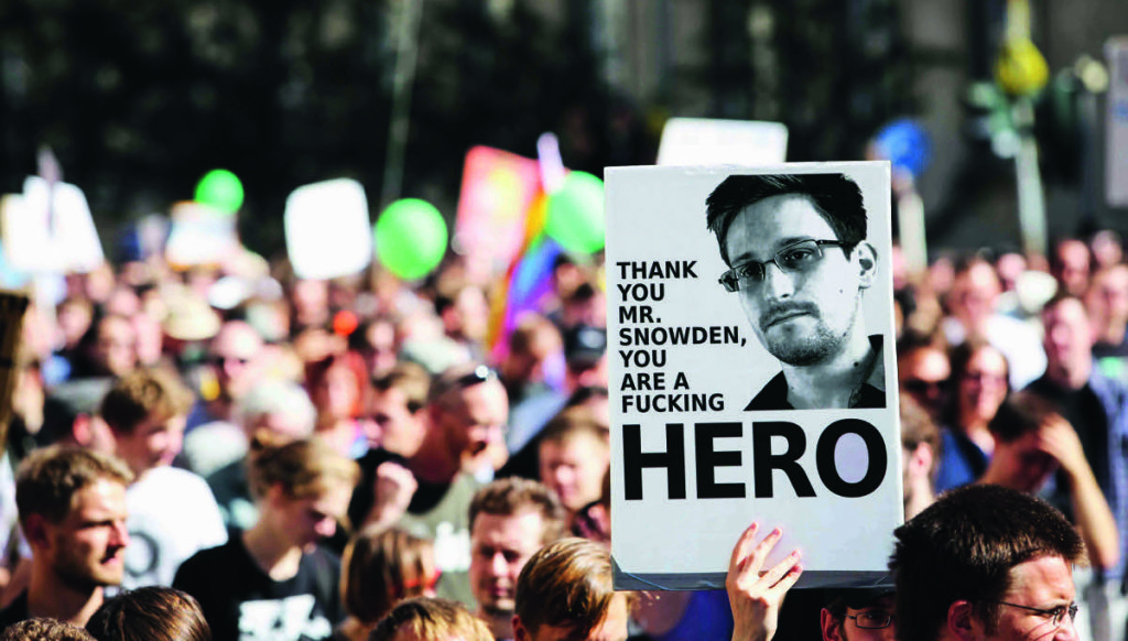 snowden_9692827919_3f4cebcdc0_o-e1450095836316