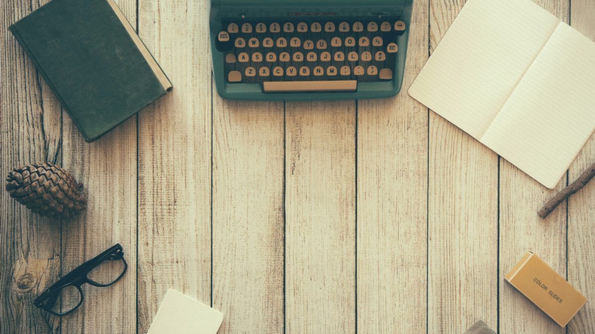 dustin-lee-19667-unsplash Cropped Dritter Engagementbericht: WE'RE HIRING