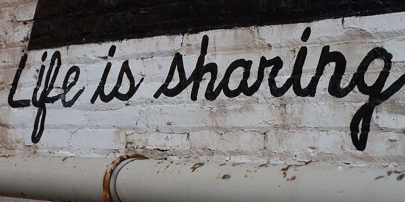 Life_is_Sharing_(8188824613) Life_is_Sharing_(8188824613)