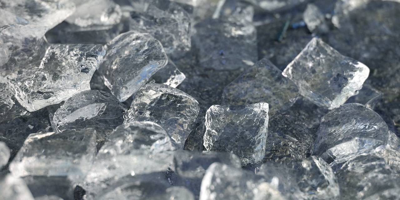 ice-cubes-1194502_1280 ice-cubes-1194502_1280