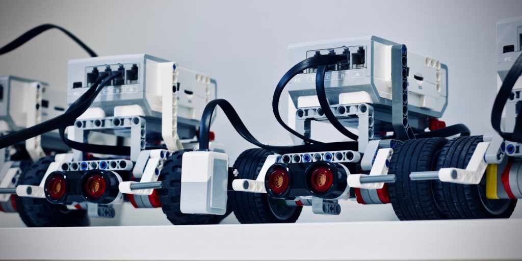 jelleke-vanooteghem-6NUlOHM40w8-unsplash Cropped KI-Trainer (m/w/d) | HIIG