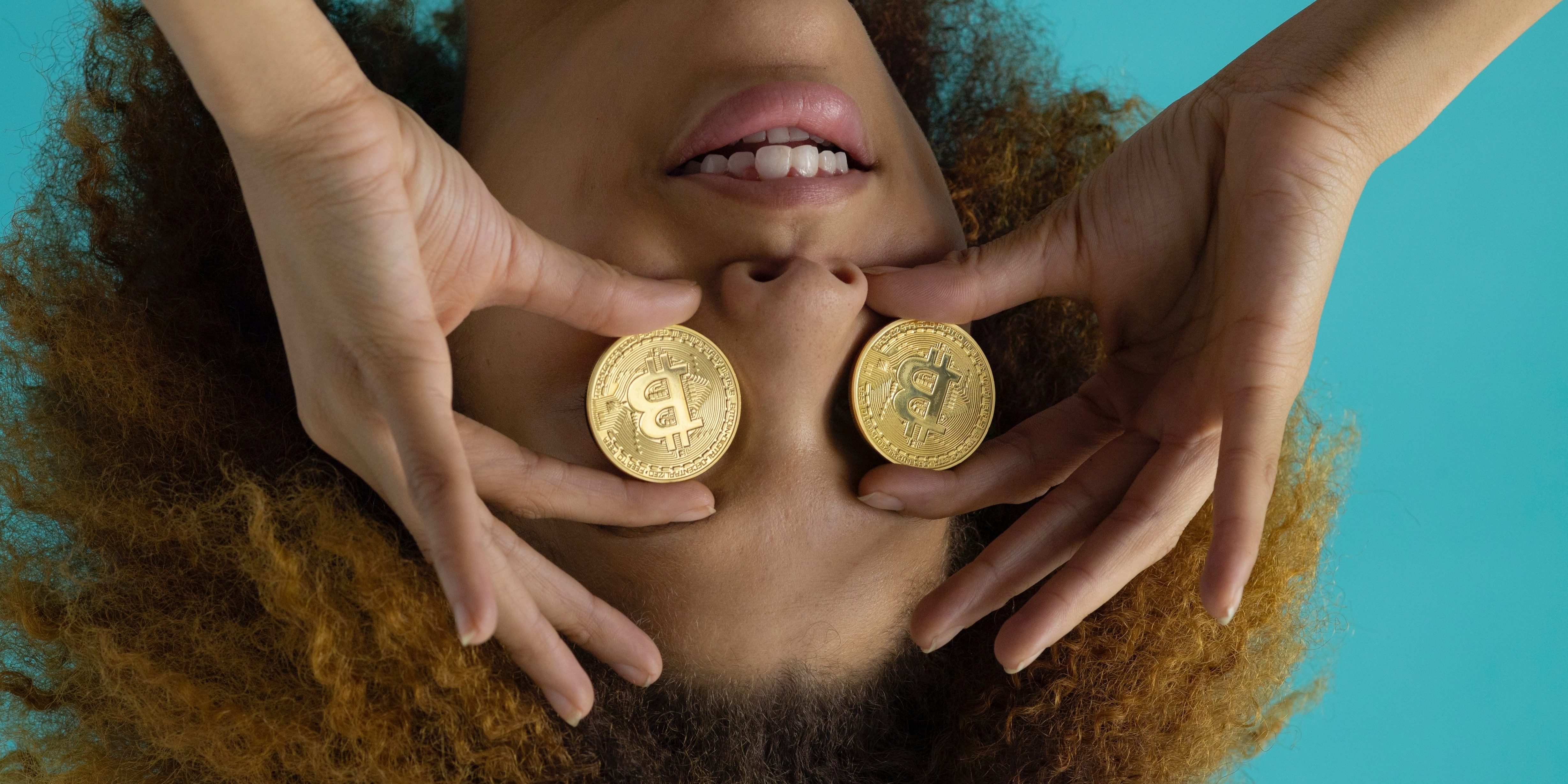 thought-catalog-674419-unsplash Cropped-min Blockchain